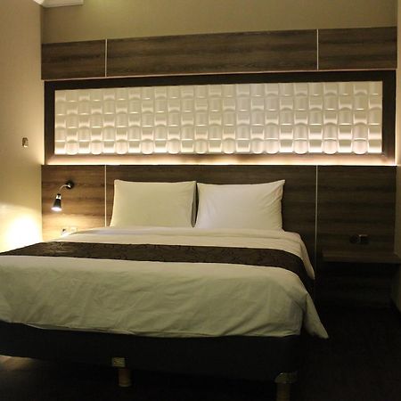 Fontana Hotel Jakarta Buitenkant foto