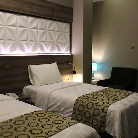 Fontana Hotel Jakarta Buitenkant foto