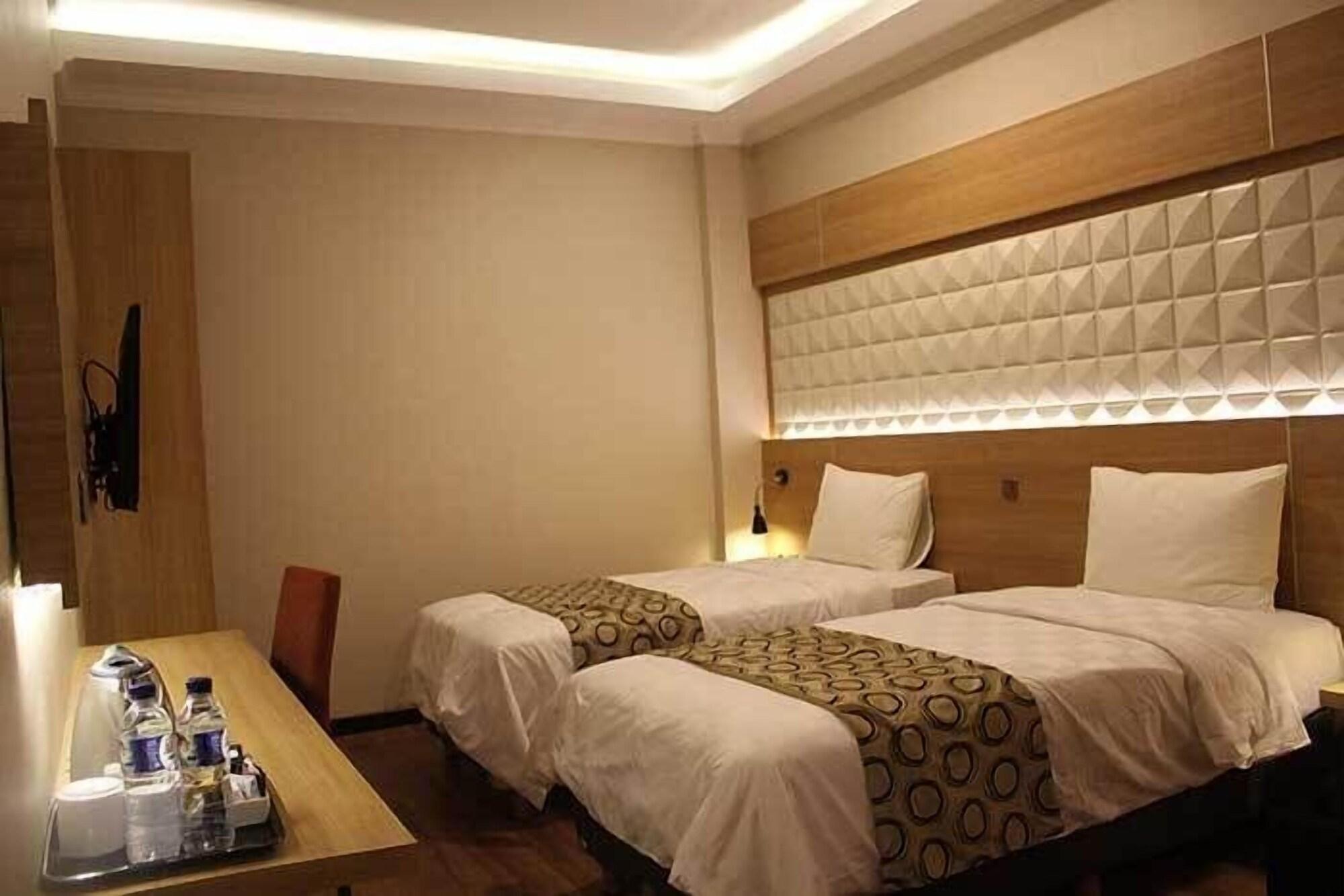 Fontana Hotel Jakarta Buitenkant foto